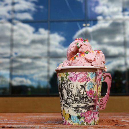 Mad Hatter's Scoops