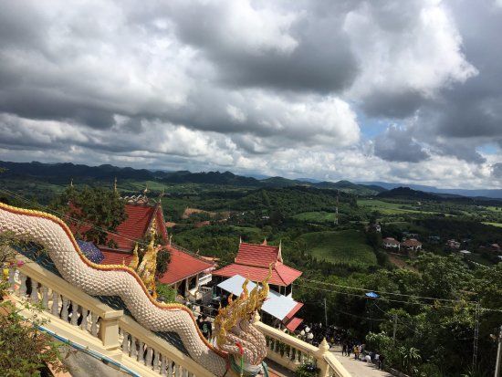 Wat Pa Poo Hai Long