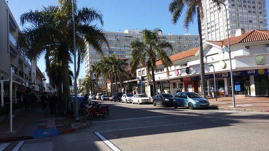Avenida Gorlero
