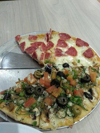 Salvator's Pizza & Pasta Rodadero