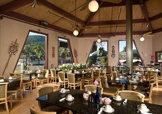 Garden Cafe at the Tiki