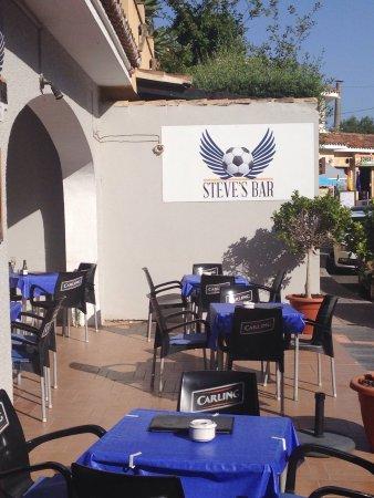 Steves Bar