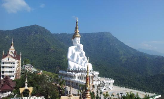 Wat Pha Sorn Kaew
