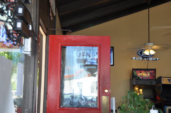 Gino's Pizza