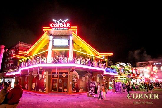 The Corner Bar and Dinner