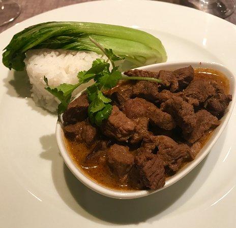 Le Banyan Asian Fusion Restaurant