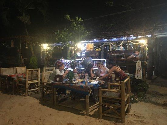 Eats Beach Bar & Restaurant