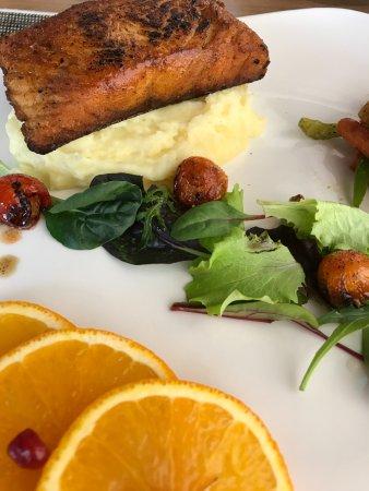 Lucca Steakhouse
