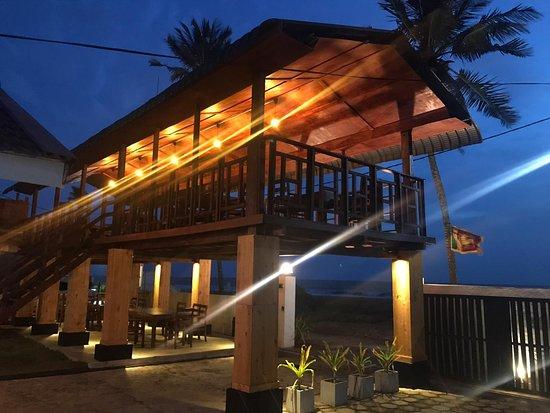 Owinro Beach Restaurant