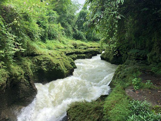 Cachoeira de Devi