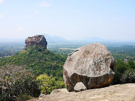 Pidurangala Rock