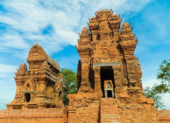 Po Klong Garai Cham Temple Towers