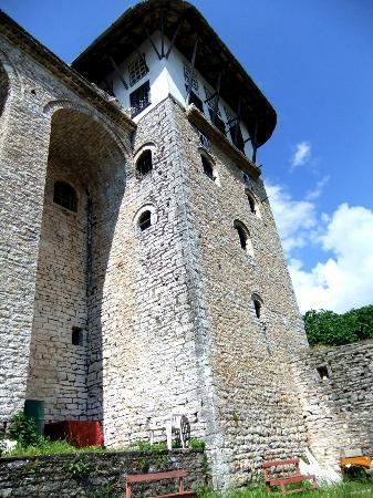 Zekate House