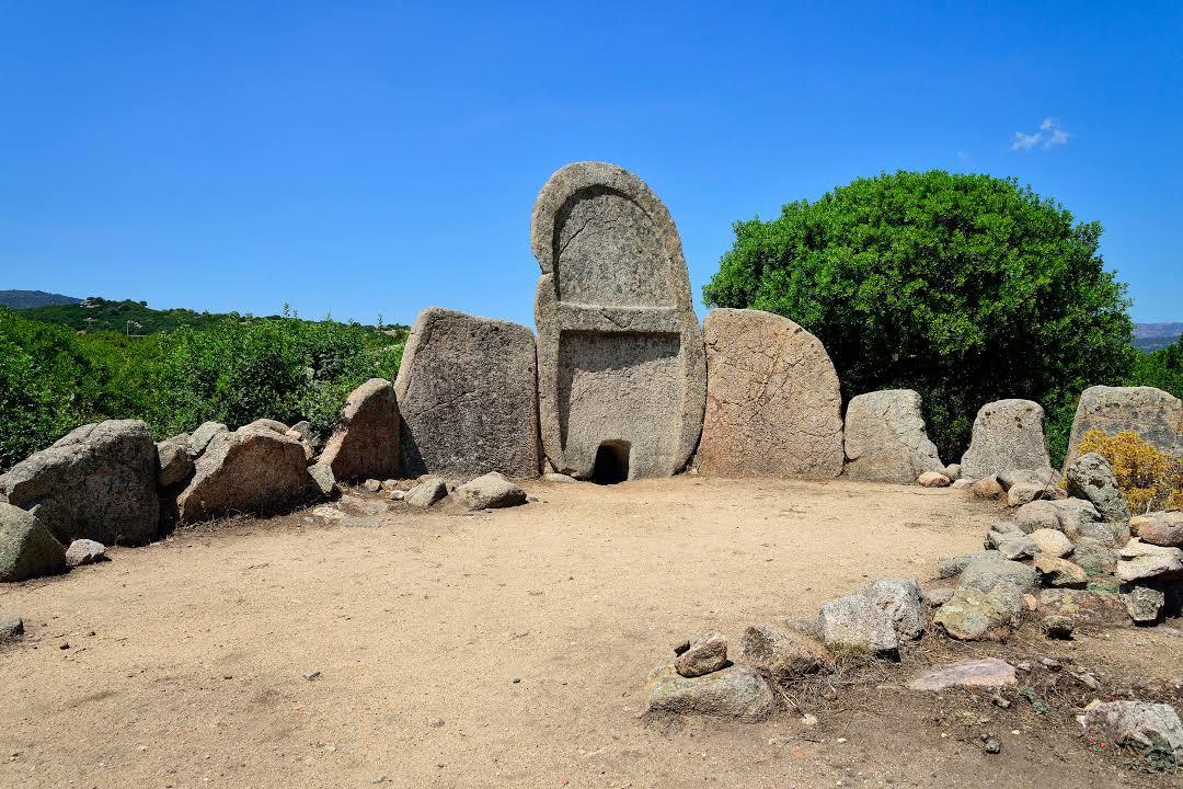 Tomba Dei Giganti