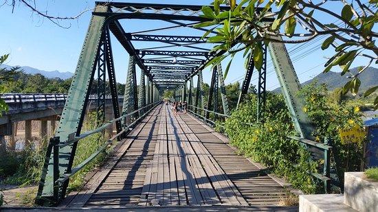 Pai Memorial Bridge
