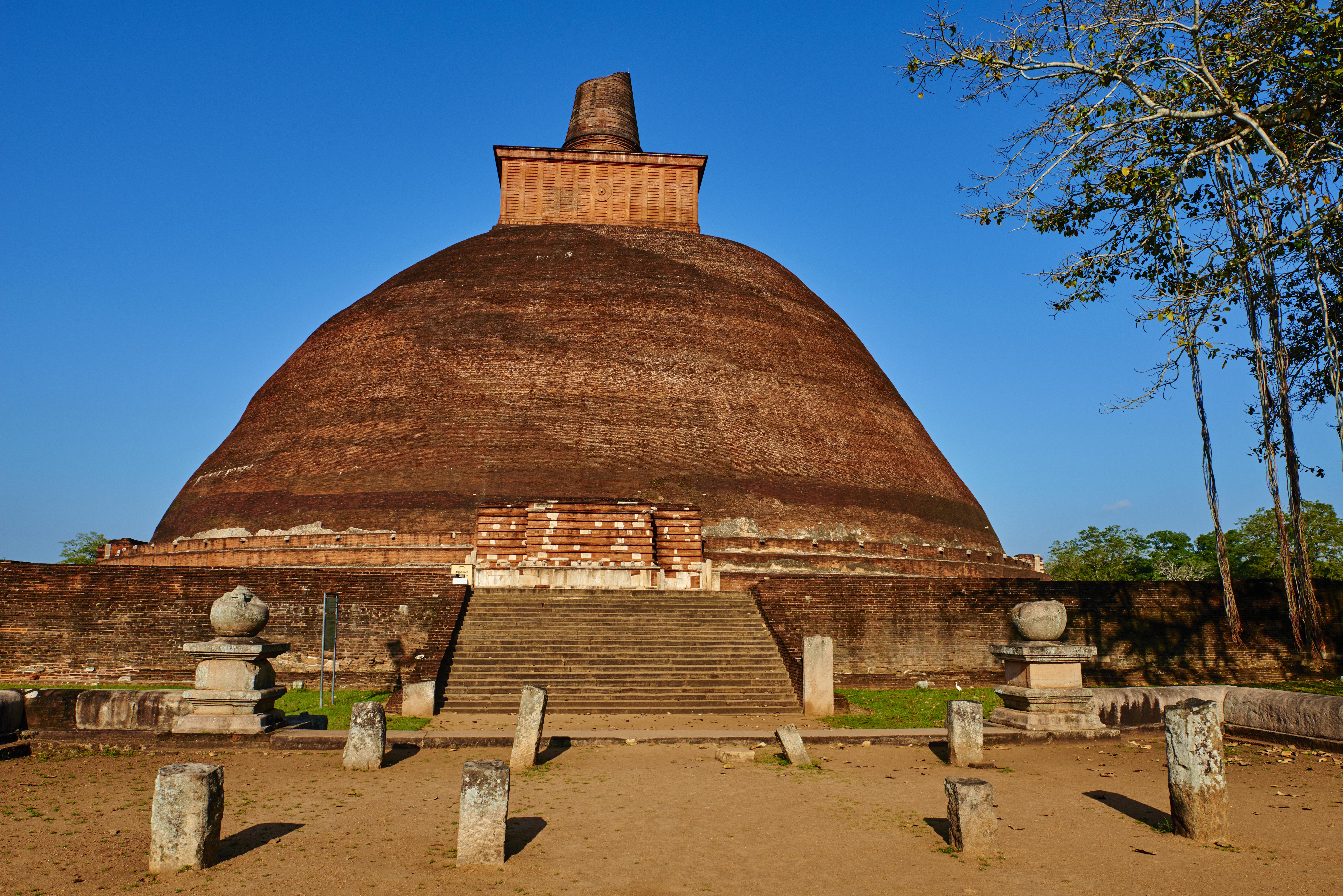 Abhayagiri Dagaba