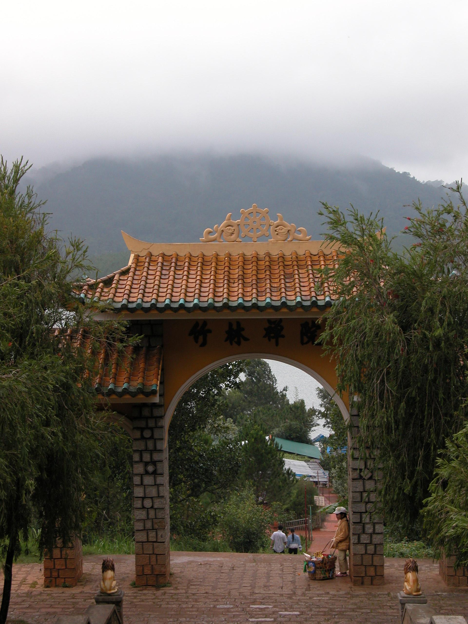 Truc Lam Temple