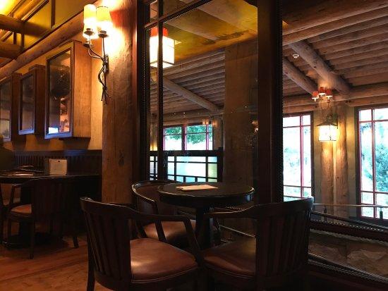 Territory Lounge