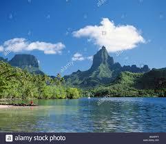 Opunohu Bay