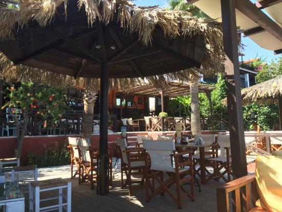 Sabbia beach bar