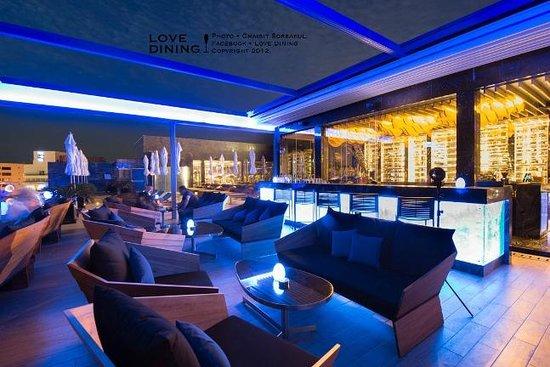 Ruffino Restaurant & Lounge