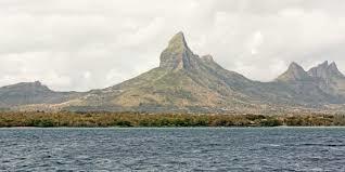 Rempart Mountain