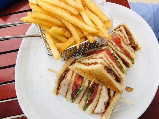 Azul Pool Bar and Grill
