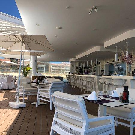 Coco Beach Lounge & Club