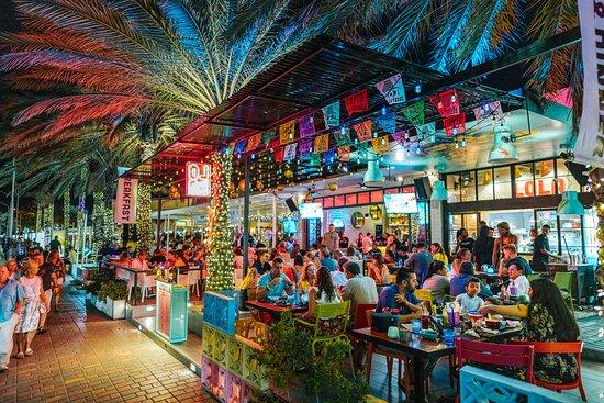 Lola Taqueria