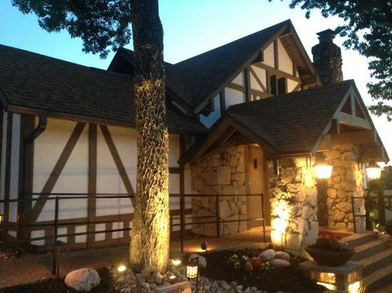 Bentley's Restaurant & Pub