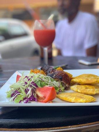 Roots 21 Bar & Kitchen