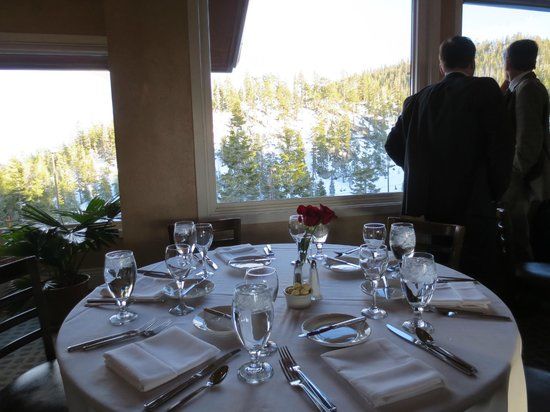 Eagles Nest Lounge & Conference Center