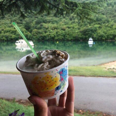 Eis Caffe Limski