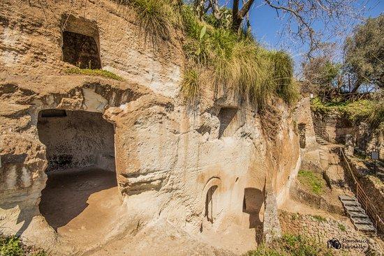 Le Grotte