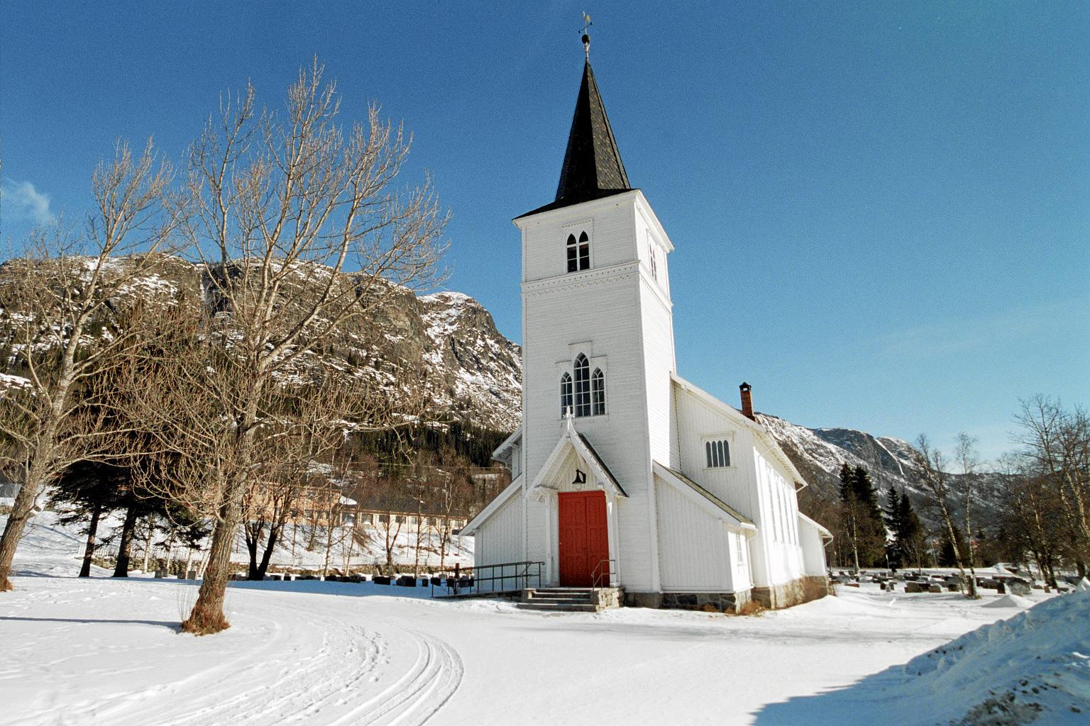 Hemsedal kyrka