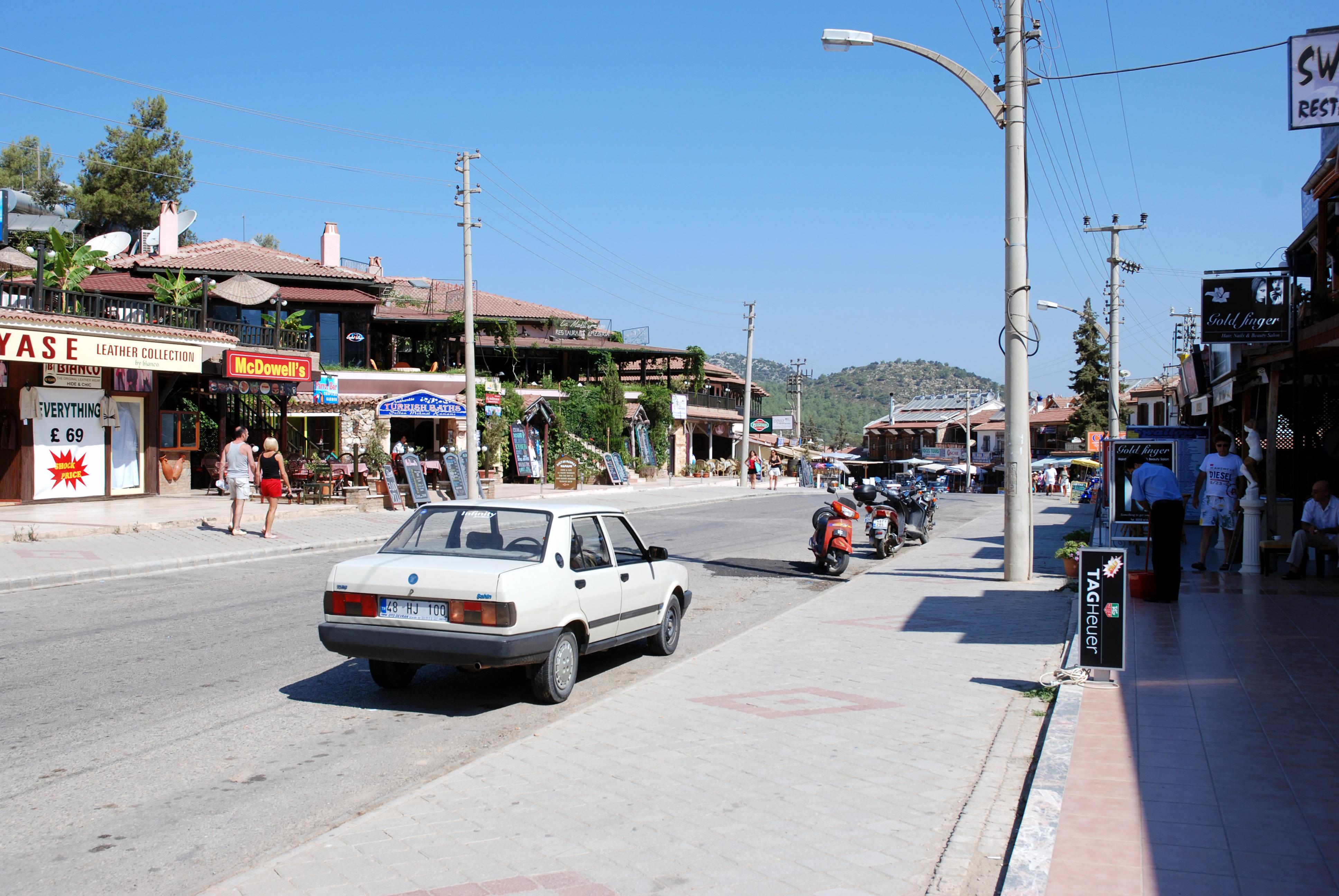 Hisarönü