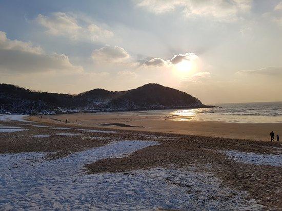 Eulwangri Beach