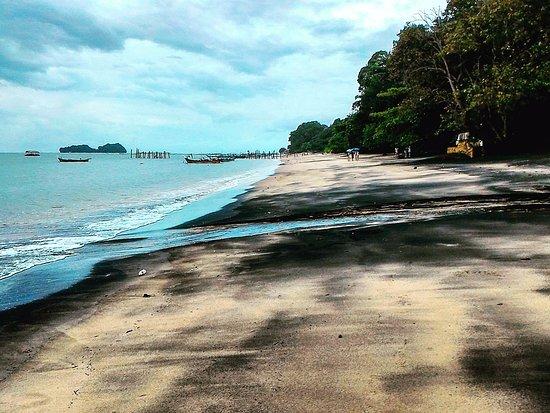 Black Sand Beach
