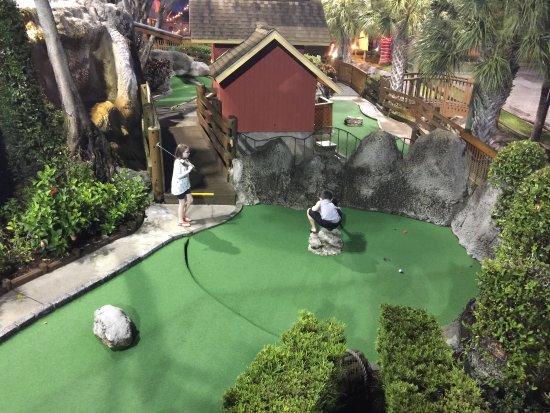 Smugglers Cove Adventure Golf