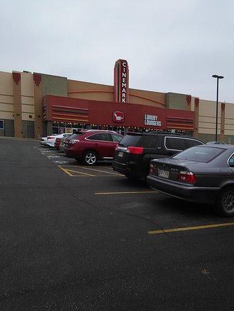 Cinemark Movies 14