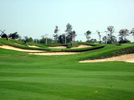 Singha Park Golf Club