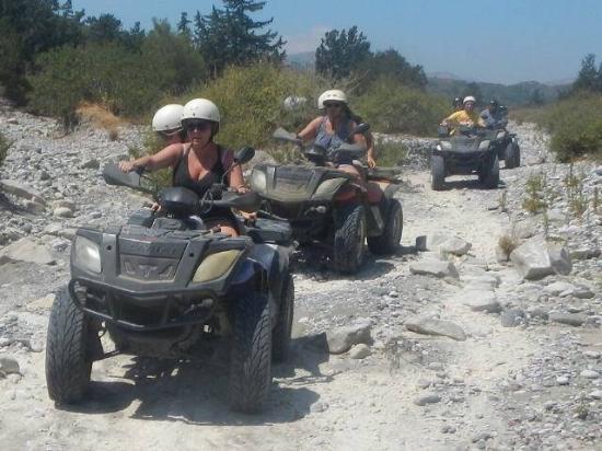 Dimitris Quad Safari