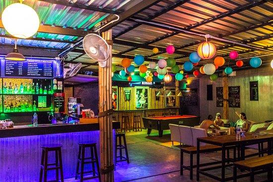 Lounge Bar
