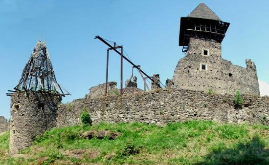 Nevytske Castle