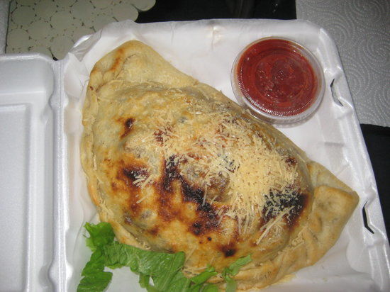Dollie's Pub & Cafe