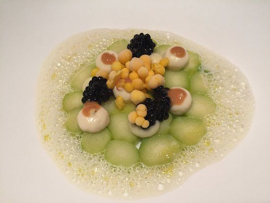 é by José Andrés