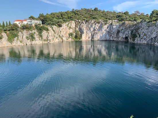 Dragon's Eye Lake