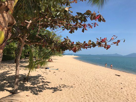 W Beach