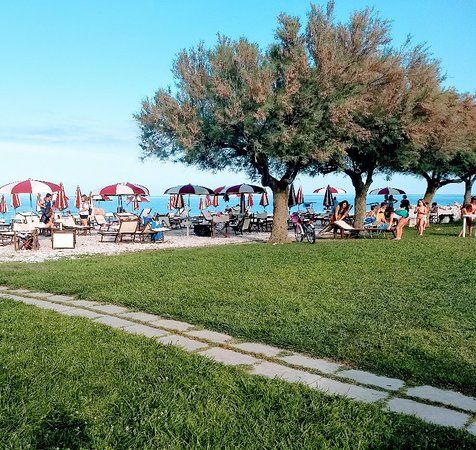 Lungomare di Scerne
