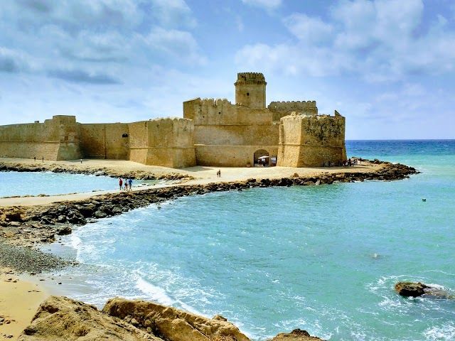 Le Castella